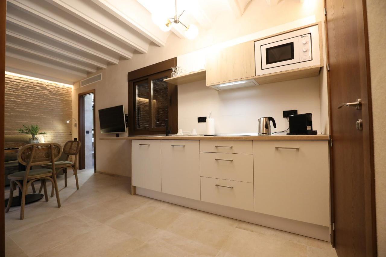 Casa Senorial Del Siglo XVIII Aparthotel Sevilla Kültér fotó