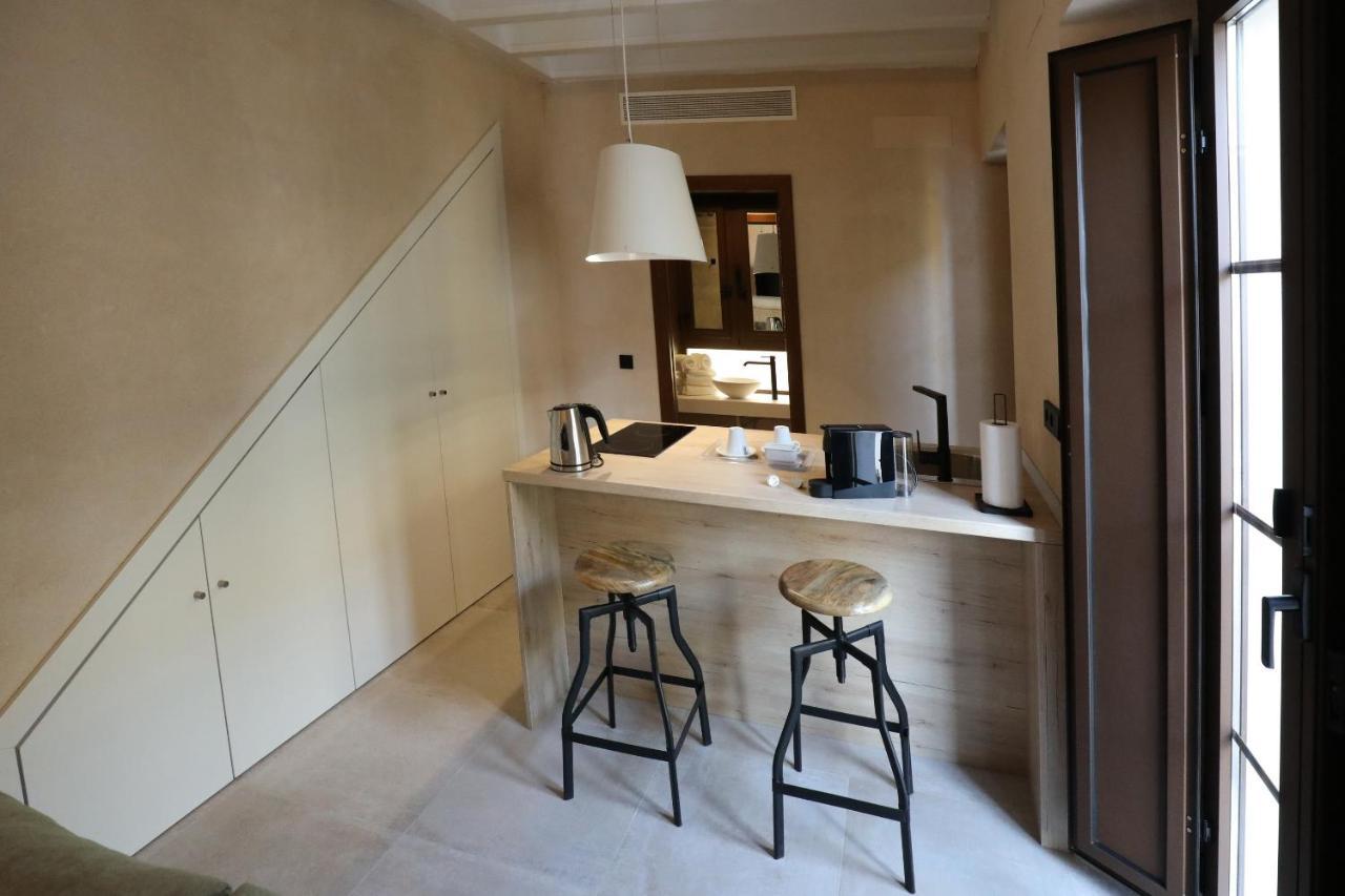 Casa Senorial Del Siglo XVIII Aparthotel Sevilla Kültér fotó