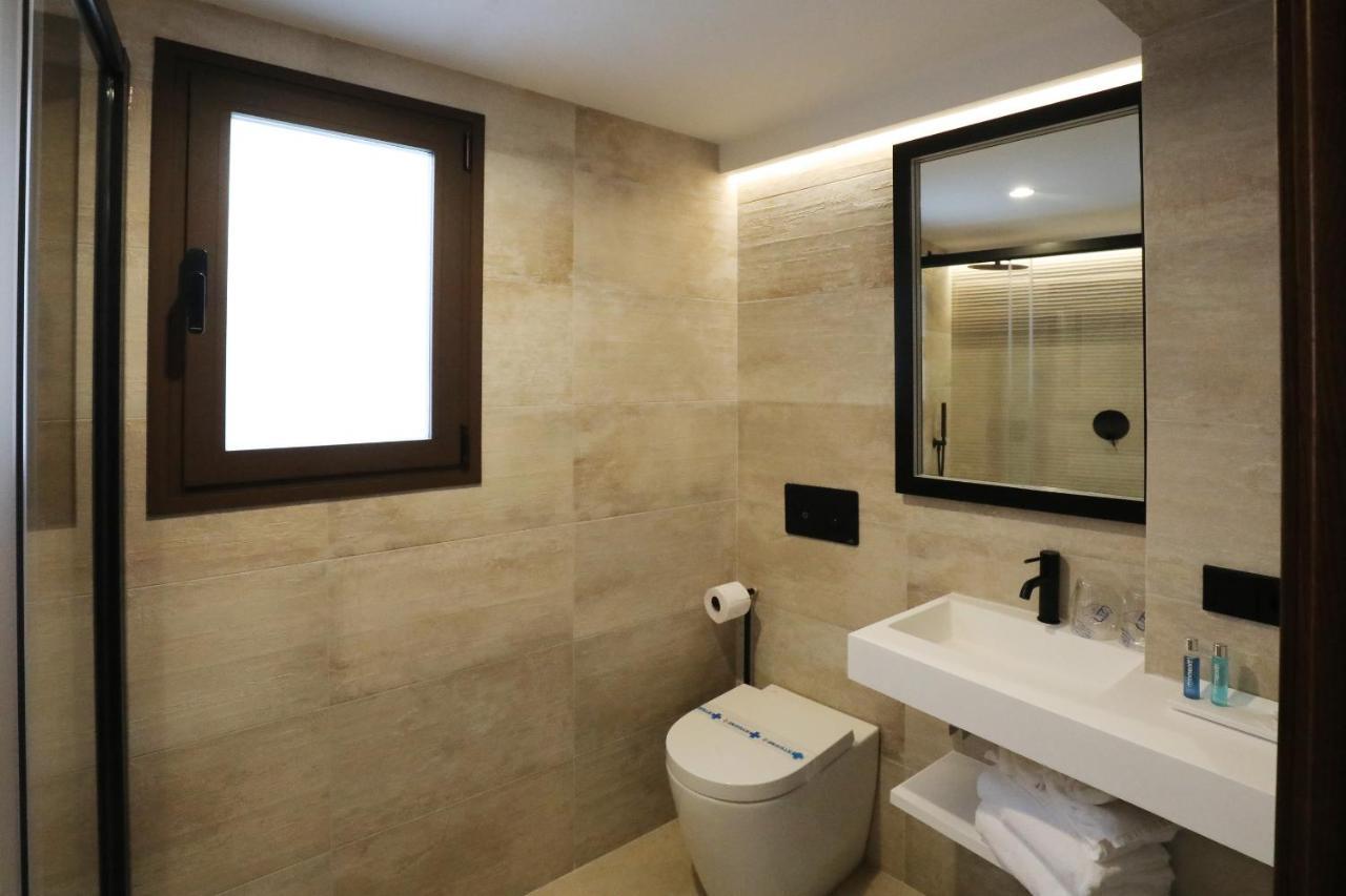 Casa Senorial Del Siglo XVIII Aparthotel Sevilla Kültér fotó
