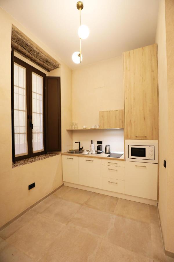 Casa Senorial Del Siglo XVIII Aparthotel Sevilla Kültér fotó