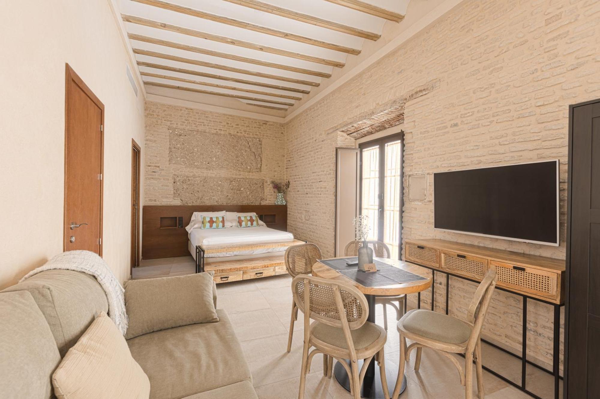 Casa Senorial Del Siglo XVIII Aparthotel Sevilla Kültér fotó