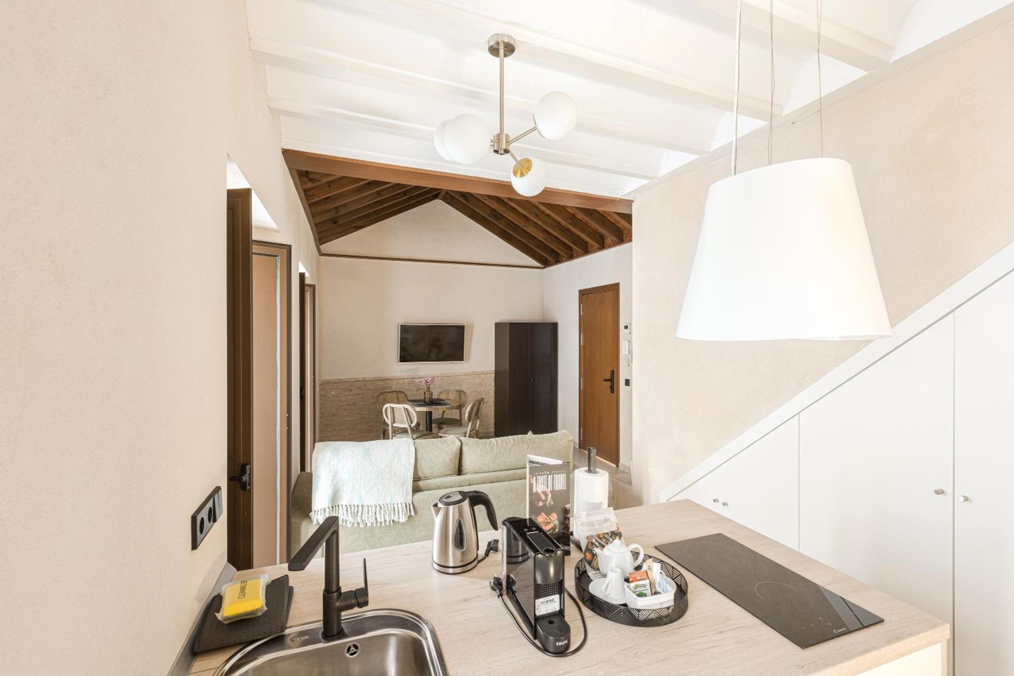 Casa Senorial Del Siglo XVIII Aparthotel Sevilla Kültér fotó