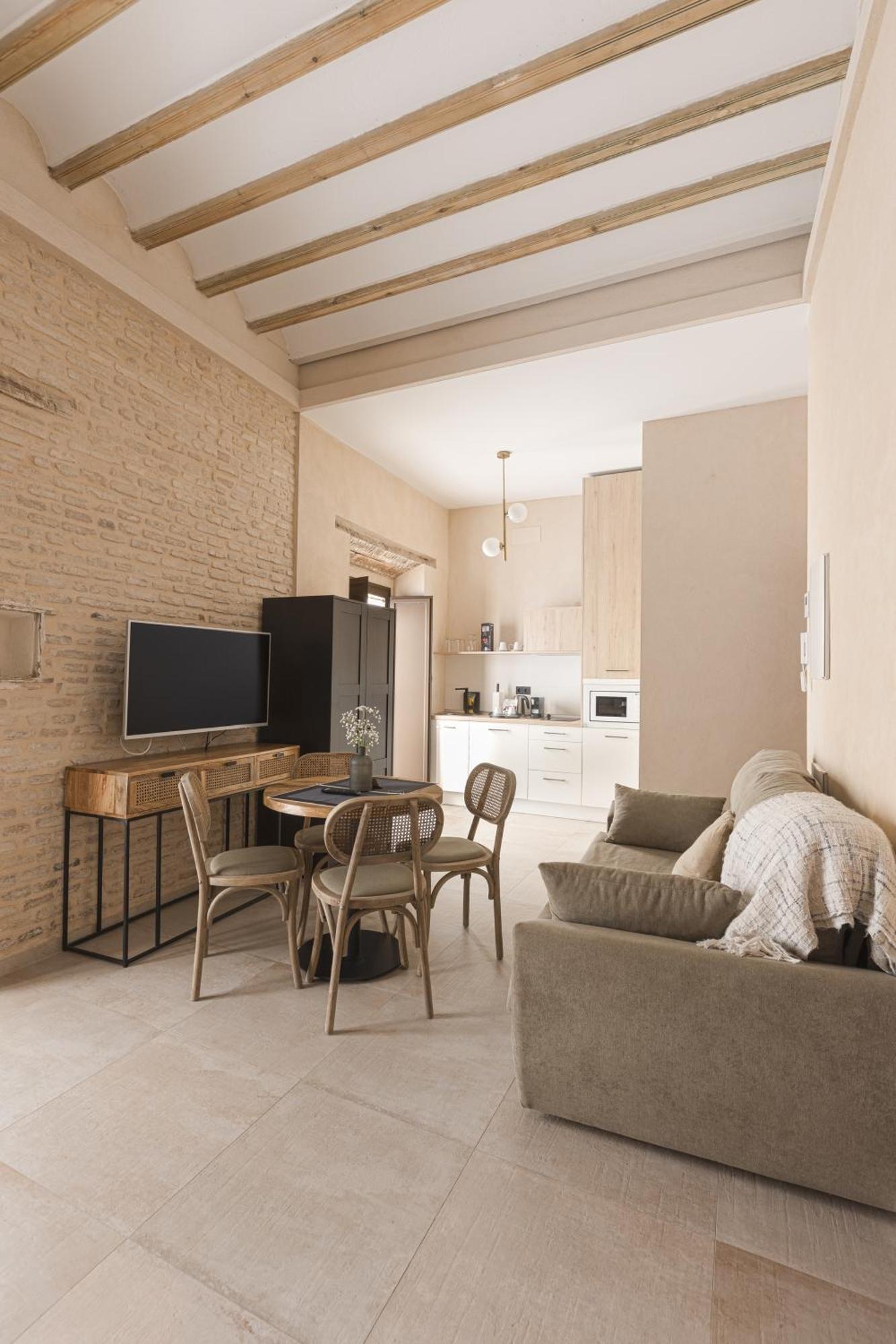 Casa Senorial Del Siglo XVIII Aparthotel Sevilla Kültér fotó